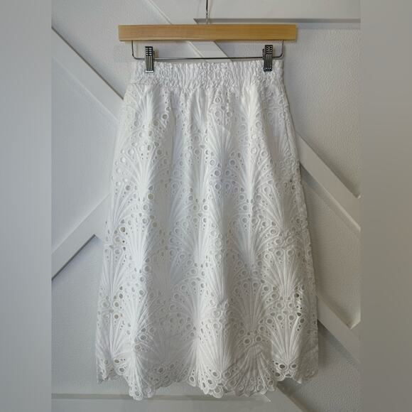 NWT Andie Swim The Mona Eyelet Scalloped Pull On Midi Skirt Coconut White
Sz XS - Picture 3 of 8